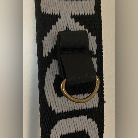 Kuchen & Co Black Text Purse - Picture 6 of 10